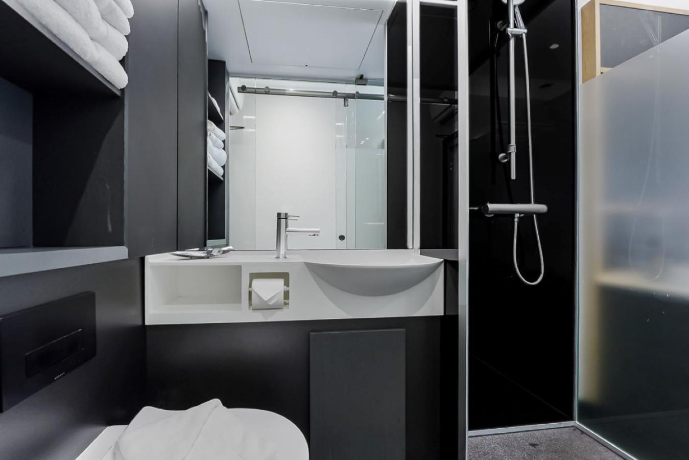 The Z Hotel Trafalgar London Bagian luar foto