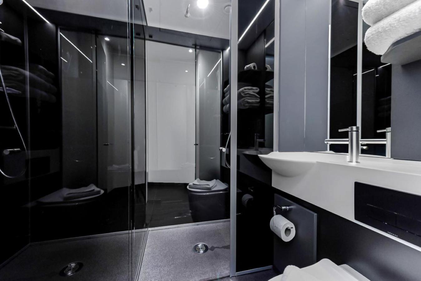 The Z Hotel Trafalgar London Bagian luar foto