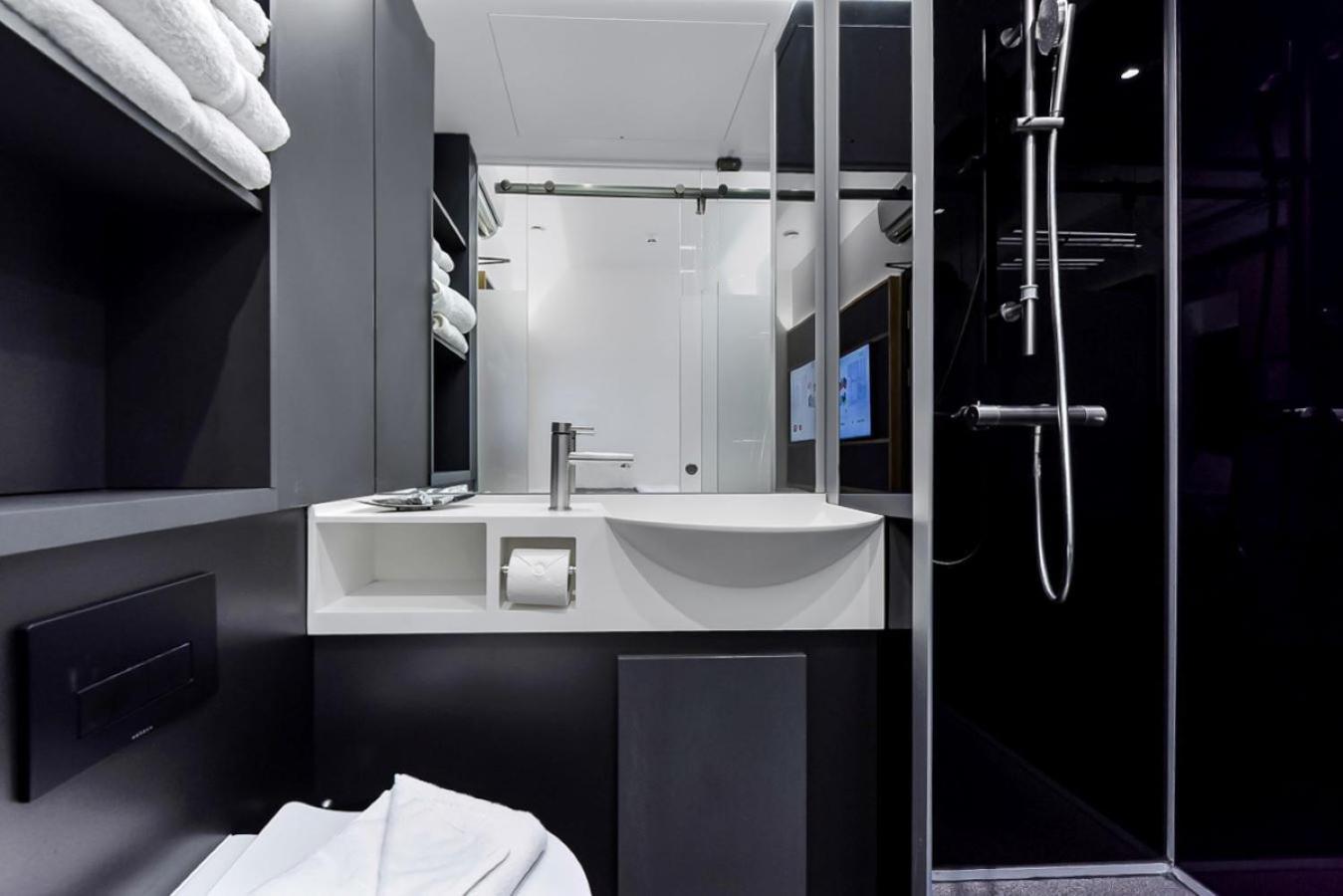 The Z Hotel Trafalgar London Bagian luar foto